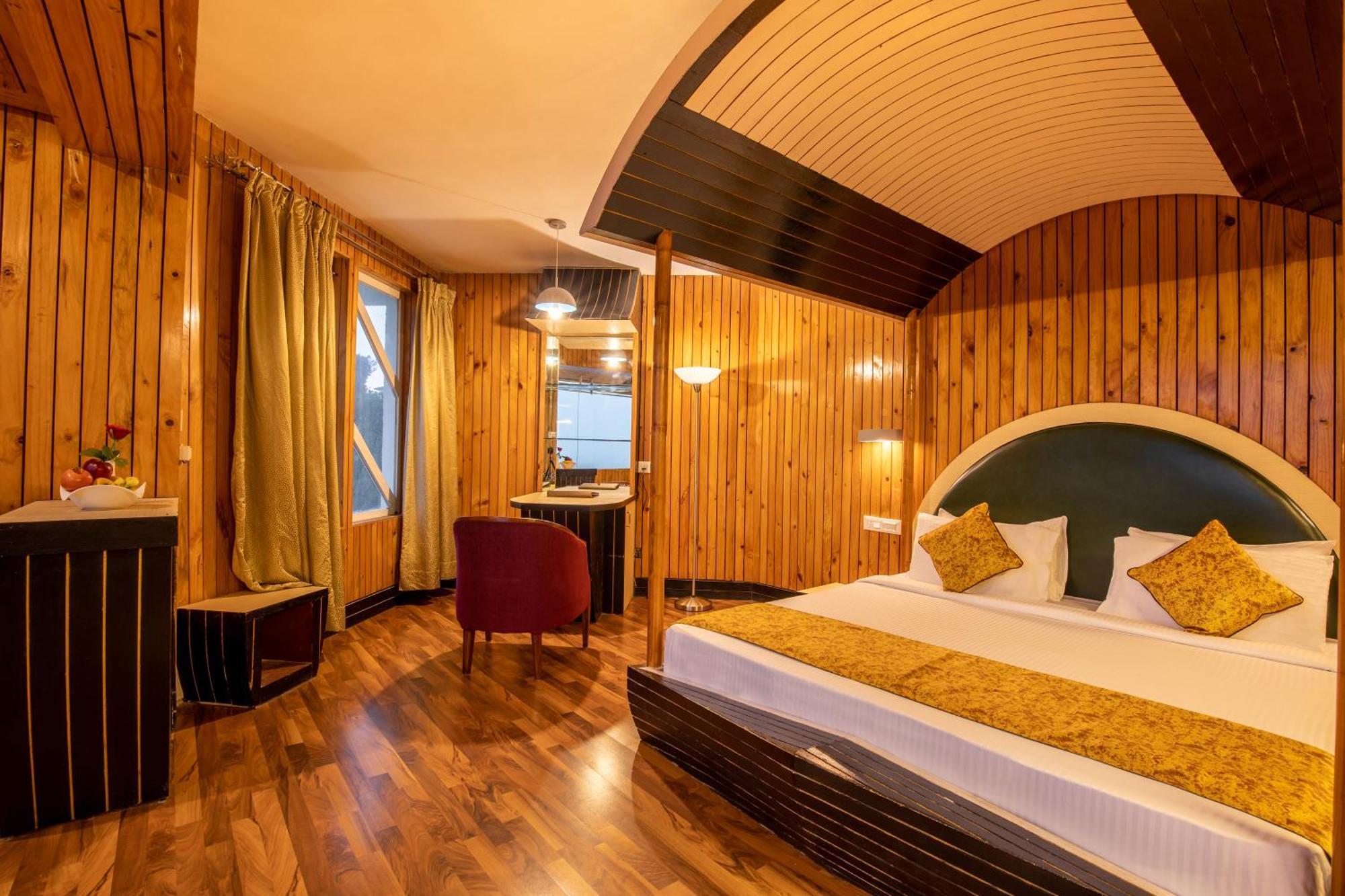 Poppys Pleasant Stay Kodaikanal Exterior photo